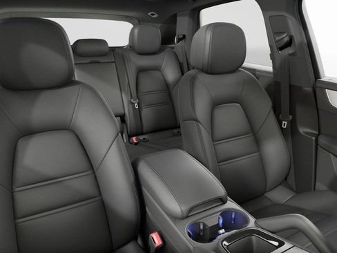 New 2026 Porsche Cayenne image 6