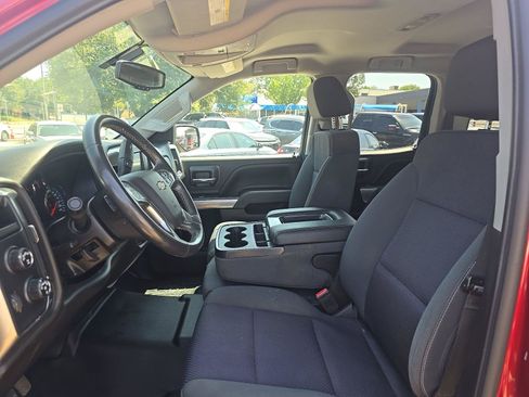 Used 2018 Chevrolet Silverado 1500 LT w/ All Star Edition AWD/4WD image 4