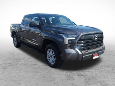 Used 2025 Toyota Tundra SR5 AWD/4WD image 3