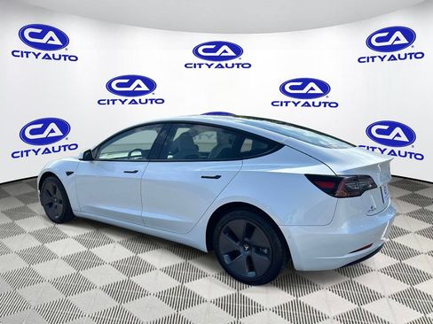 Used 2022 Tesla Model 3 Long Range AWD/4WD image 4