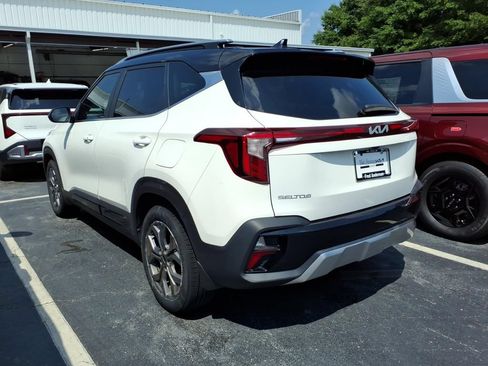 Used 2024 Kia Seltos S FWD image 4