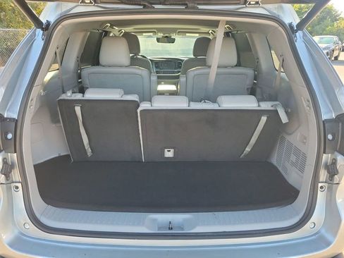 Used 2018 Toyota Highlander Limited image 19