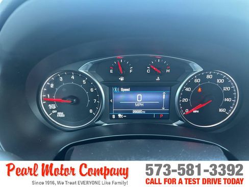Used 2023 GMC Terrain SLE w/ Driver Convenience Package FWD image 12