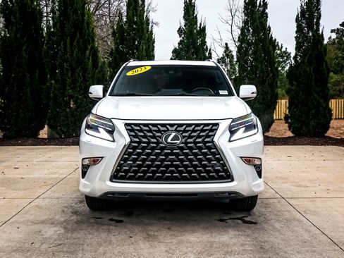 Used 2023 Lexus GX 460 Premium w/ Premium Package image 3