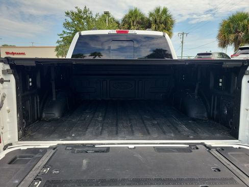 Used 2025 Ford F150 Lariat w/ Equipment Group 502A High AWD/4WD image 30