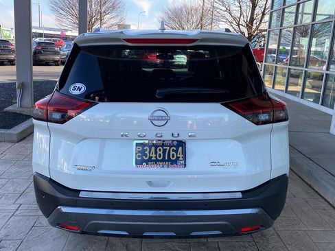 Certified 2023 Nissan Rogue SL w/ SL Premium Package image 6