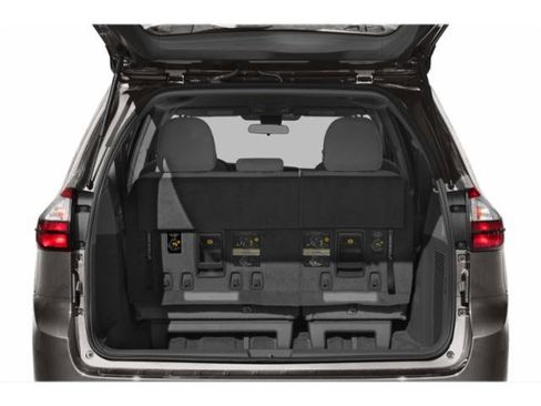Used 2018 Toyota Sienna Limited Premium AWD/4WD image 12