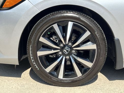 Used 2024 Honda Civic EX image 16
