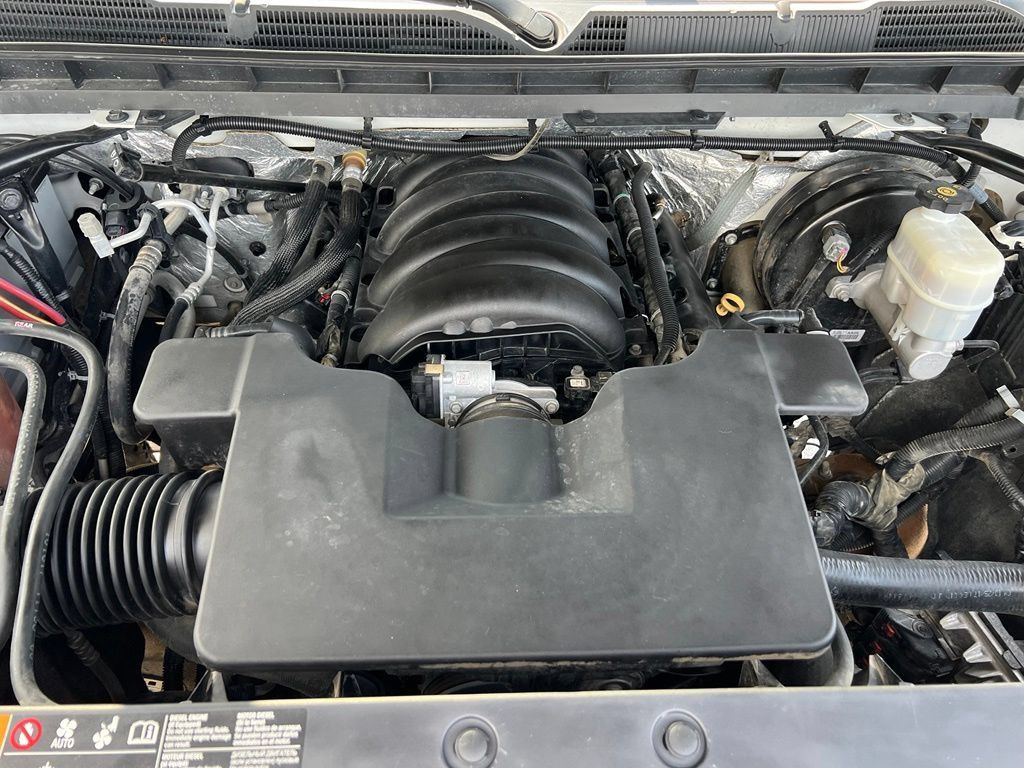 Used 2018 Chevrolet Silverado 1500 LT w/ All Star Edition AWD/4WD image 41
