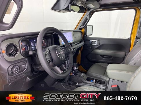 New 2026 Jeep Gladiator Mojave AWD/4WD image 11