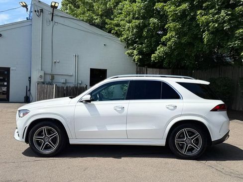 Used 2020 Mercedes-Benz GLE 350 4MATIC image 3