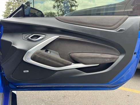 Used 2018 Chevrolet Camaro ZL1 RWD image 36