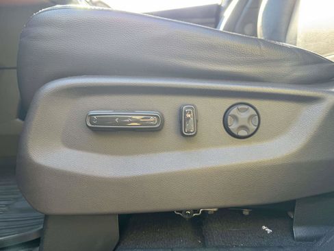 Used 2018 Honda Odyssey EX-L image 16