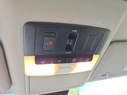 Used 2019 Nissan Altima 2.5 Platinum image 26