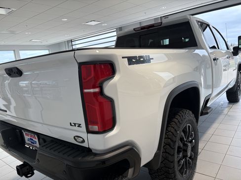 New 2026 Chevrolet Silverado 3500 LTZ w/ LTZ Plus Package image 6