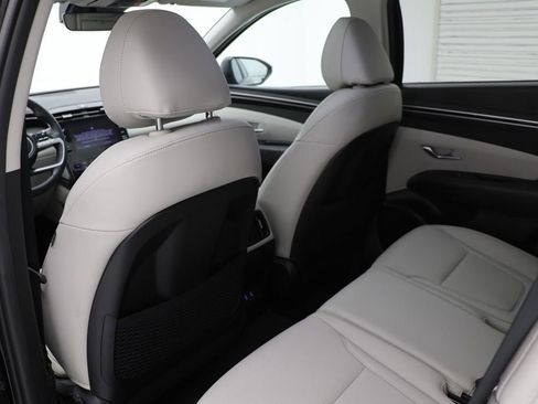 Used 2023 Hyundai Tucson SEL w/ Convenience Package image 11