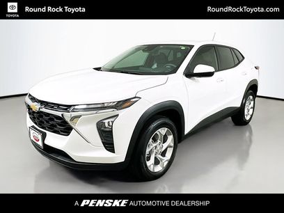 Used 2025 Chevrolet Trax LS w/ LS Convenience Package
