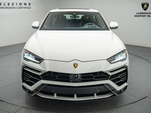 Used 2022 Lamborghini Urus image 8