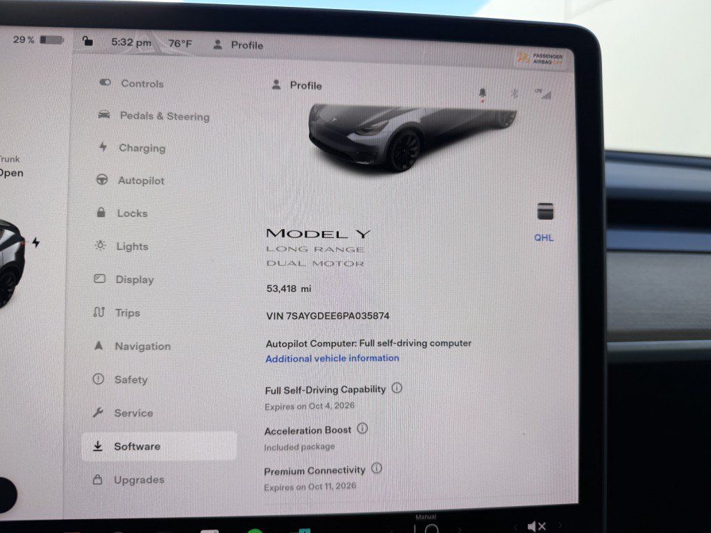 Used 2023 Tesla Model Y Long Range AWD/4WD image 18
