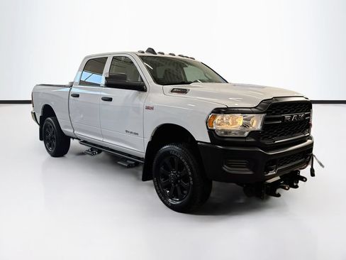 Used 2019 RAM 3500 Tradesman AWD/4WD image 3