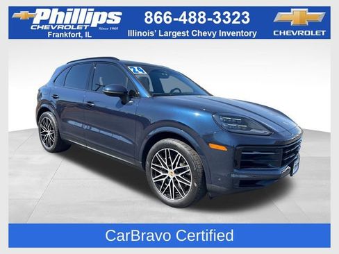 Used 2024 Porsche Cayenne AWD/4WD image 1