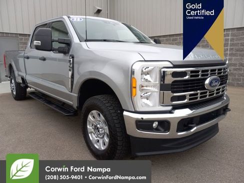 Certified 2023 Ford F350 XLT image 1
