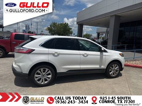 Used 2021 Ford Edge Titanium AWD/4WD image 3