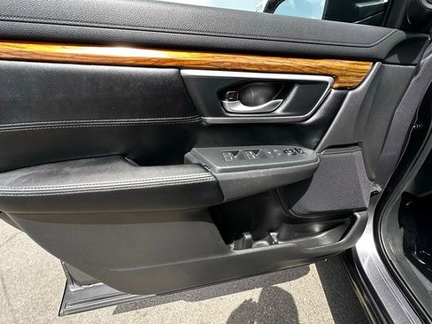 Used 2017 Honda CR-V EX image 17