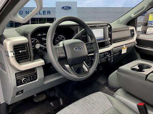 New 2026 Ford F350 XLT w/ FX4 Off-Road Package image 6