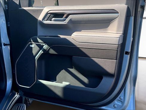 Used 2023 GMC Sierra 1500 SLT image 29