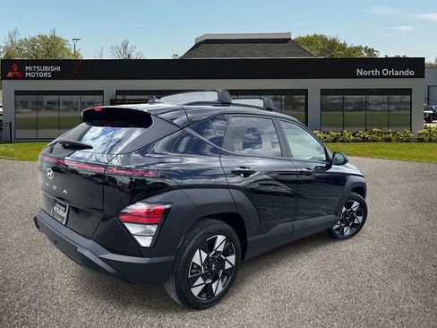 Used 2024 Hyundai Kona SEL FWD image 5