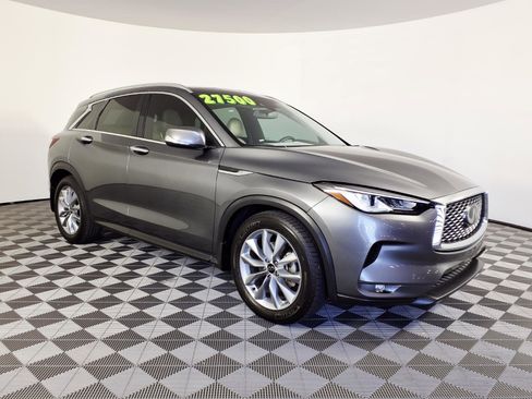 Used 2022 INFINITI QX50 Luxe AWD/4WD image 3
