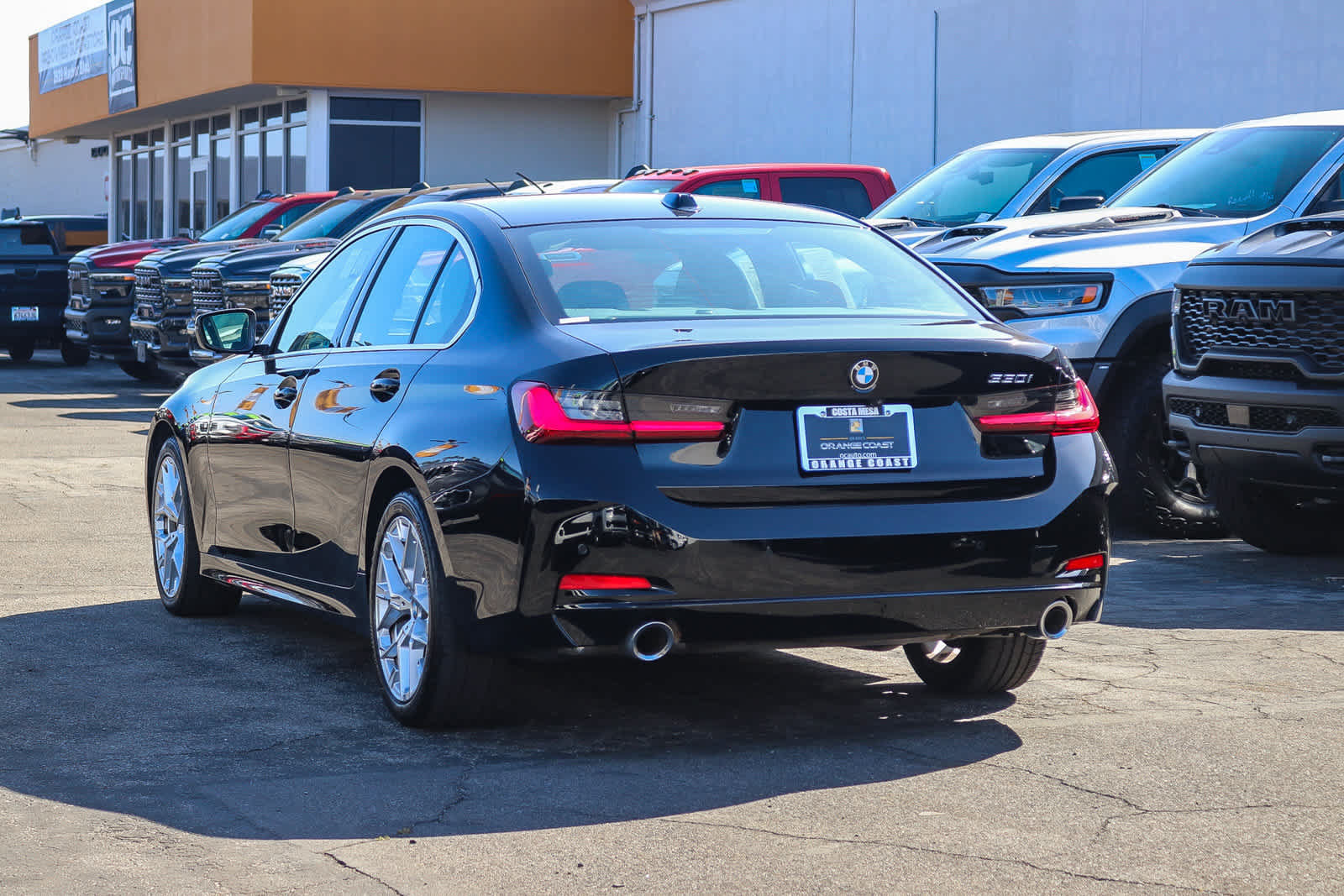 Used 2025 BMW 330i Sedan RWD image 6
