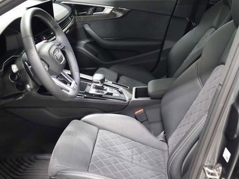 Used 2023 Audi S4 Premium Plus w/ Premium Plus Package AWD/4WD image 5