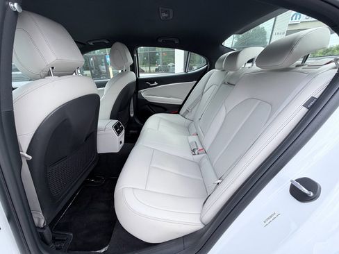 Used 2025 Genesis G70 2.5T AWD/4WD image 27