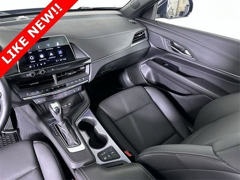 Used 2025 Cadillac CT4 Premium Luxury image 36