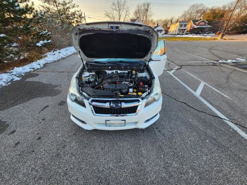 Used 2014 Subaru Legacy 2.5i Premium image 18