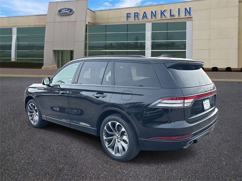 New 2026 Lincoln Aviator Premiere w/ Jet Appearance Package image 5