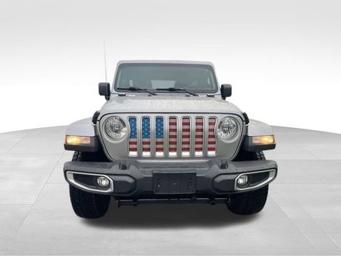 Used 2019 Jeep Wrangler Unlimited Sahara AWD/4WD image 6