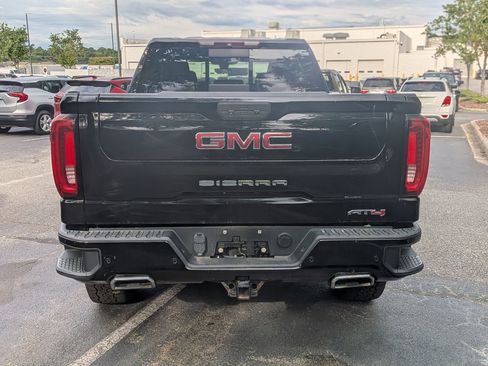 Used 2019 GMC Sierra 1500 AT4 w/ AT4 Premium Package AWD/4WD image 8