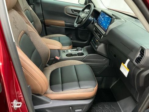 New 2026 Ford Bronco Sport Outer Banks w/ Sasquatch Outer Banks Package image 21