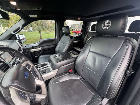 Used 2017 Ford F150 Lariat w/ Equipment Group 502A Luxury image 14