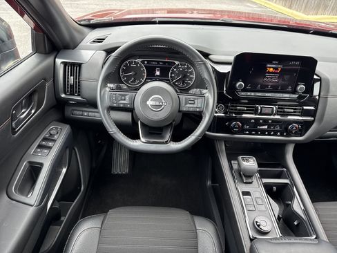 Used 2023 Nissan Pathfinder Rock Creek image 14