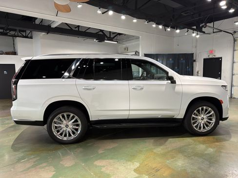 Used 2023 Cadillac Escalade Premium Luxury image 10