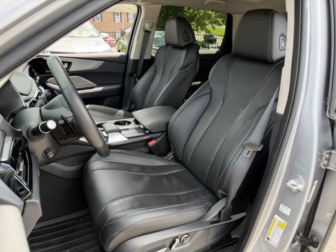 Used 2024 Acura MDX w/ Technology Package FWD image 16