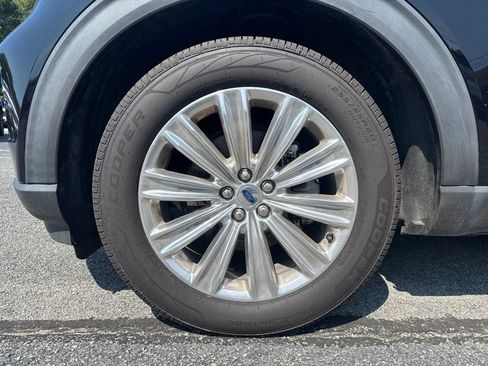 Certified 2020 Ford Explorer Limited RWD image 35