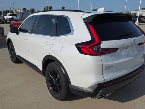 Used 2024 Honda CR-V Sport image 3