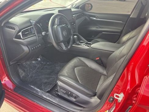 Used 2023 Toyota Camry XSE w/ Navigation Package image 8