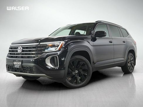 Used 2024 Volkswagen Atlas SE w/ Black Wheel Package AWD/4WD image 1