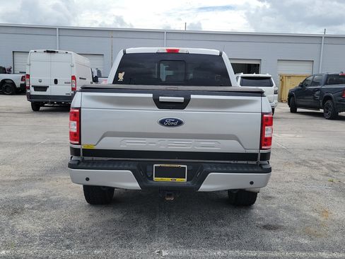 Used 2018 Ford F150 XLT w/ Equipment Group 302A Luxury AWD/4WD image 6